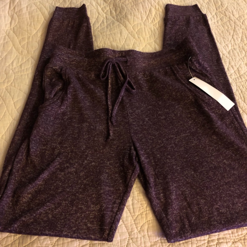 True NWT Lounge Pants Size Small